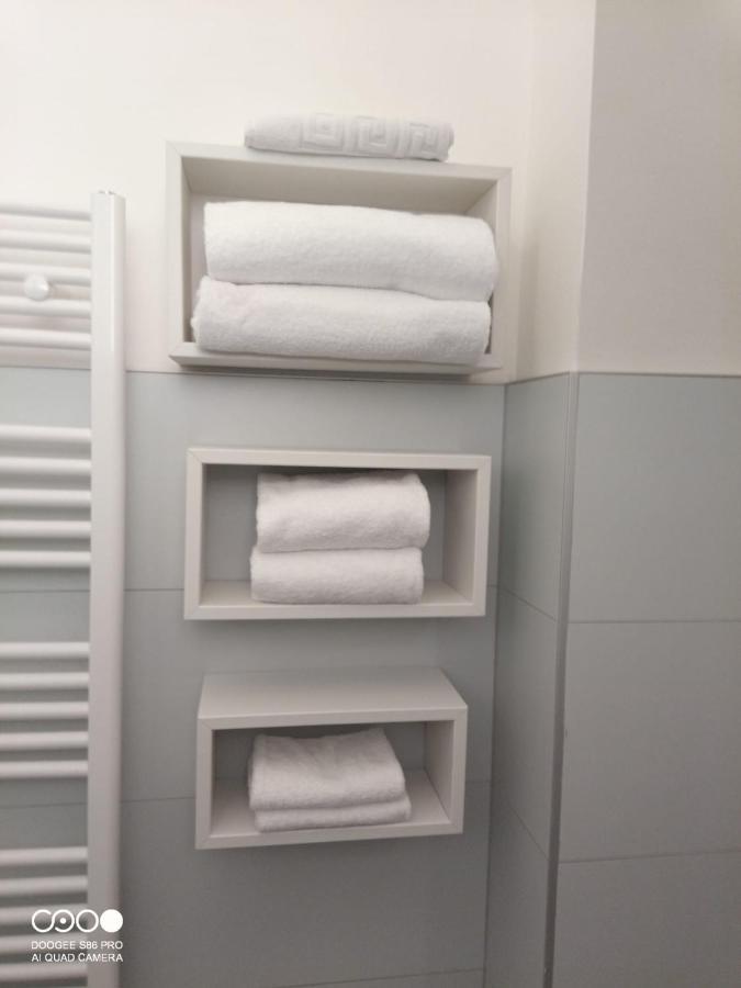 Civico 6 Apartment *